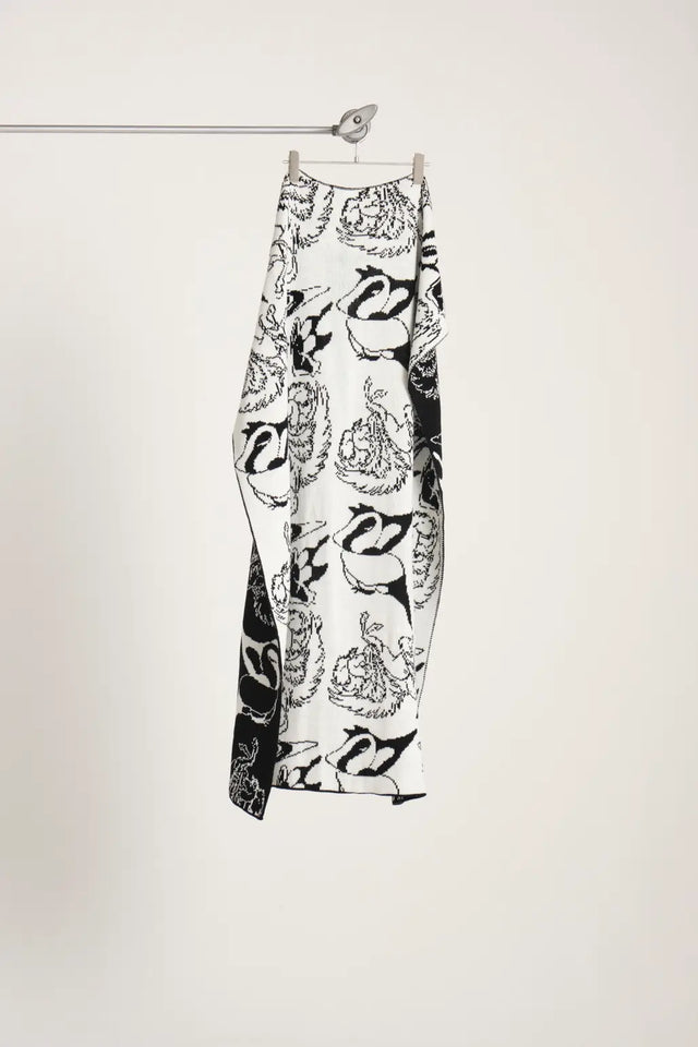 LRS (KNIT BLANKET)