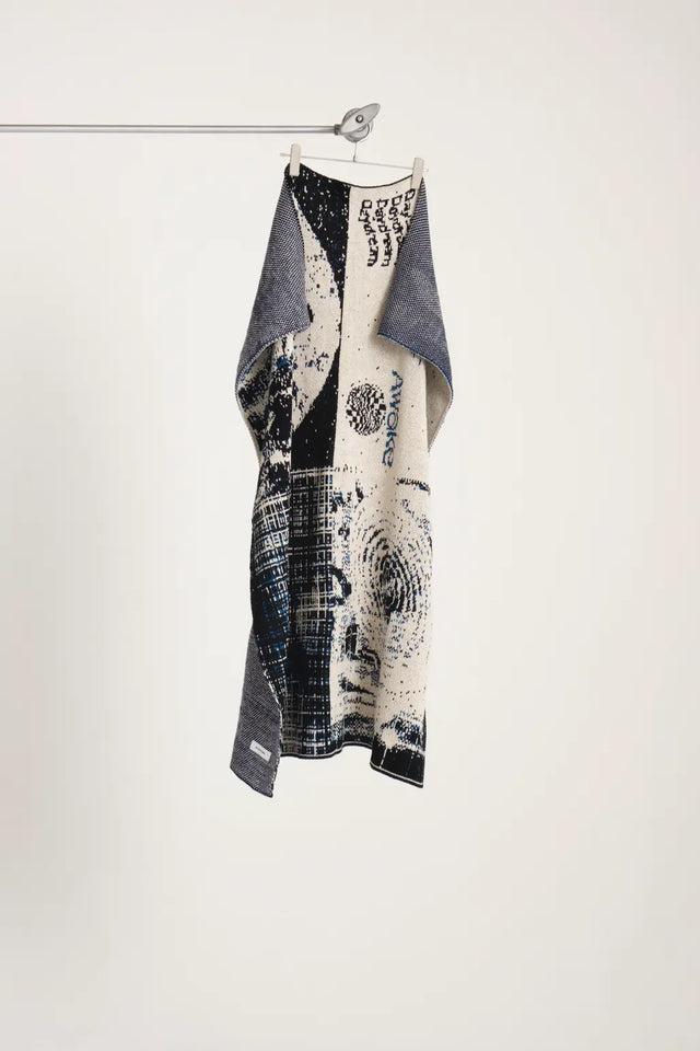 LRS (KNIT BLANKET)