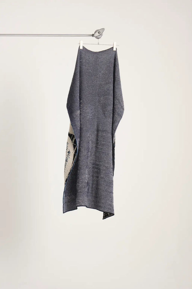 LRS (KNIT BLANKET)