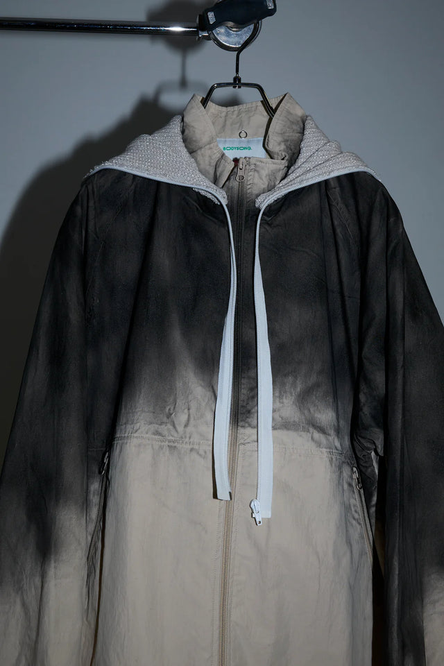 SPRAY PIGMENT-DYED BALACLAVA JACKET / WHITE［BODYSONG.］
