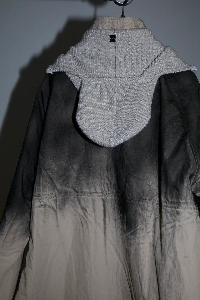 SPRAY PIGMENT-DYED BALACLAVA JACKET / WHITE［BODYSONG.］