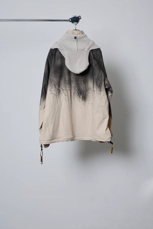 SPRAY PIGMENT-DYED BALACLAVA JACKET / WHITE［BODYSONG.］