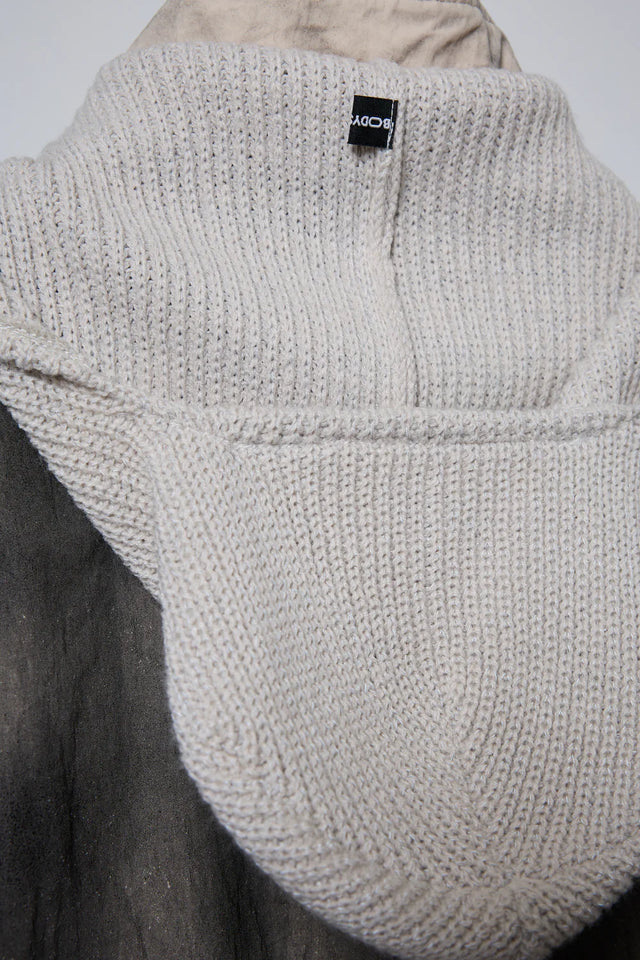 SPRAY PIGMENT-DYED BALACLAVA JACKET / WHITE［BODYSONG.］