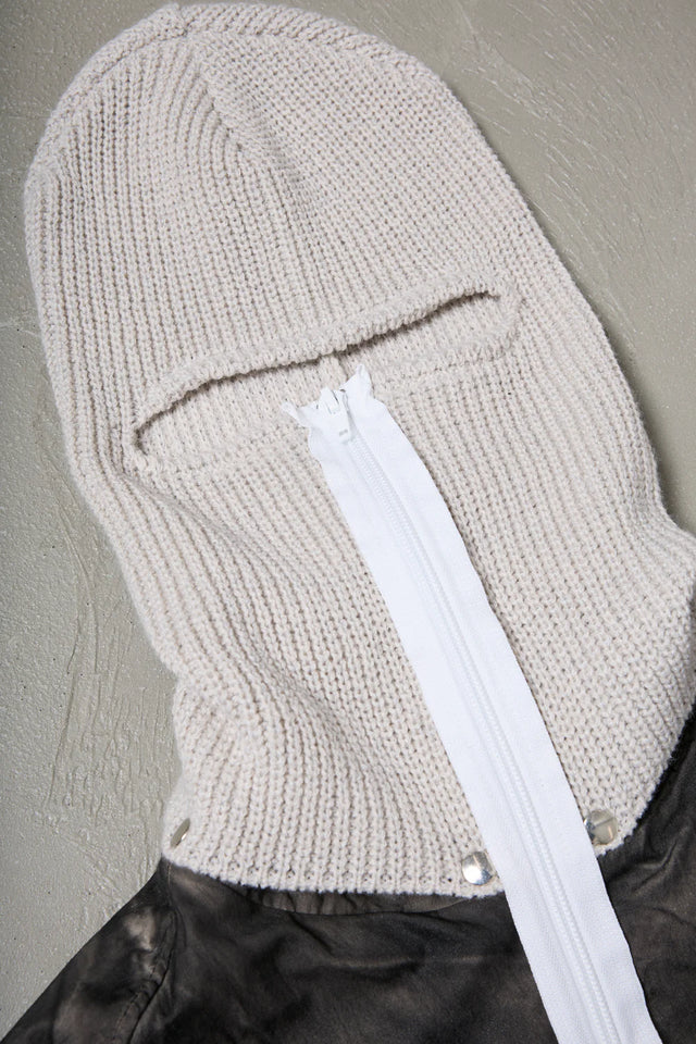 SPRAY PIGMENT-DYED BALACLAVA JACKET / WHITE［BODYSONG.］