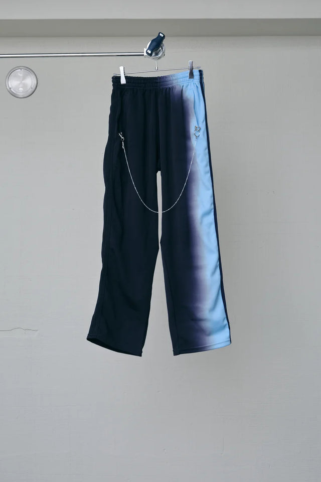 SHADOW-FADE GRADIENT TRACK PANTS［BODYSONG.］