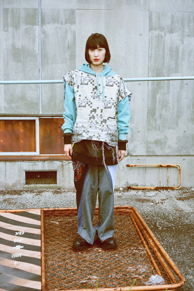 AZZMJQ pleated sleeveless［A2Z™ X BODYSONG.］