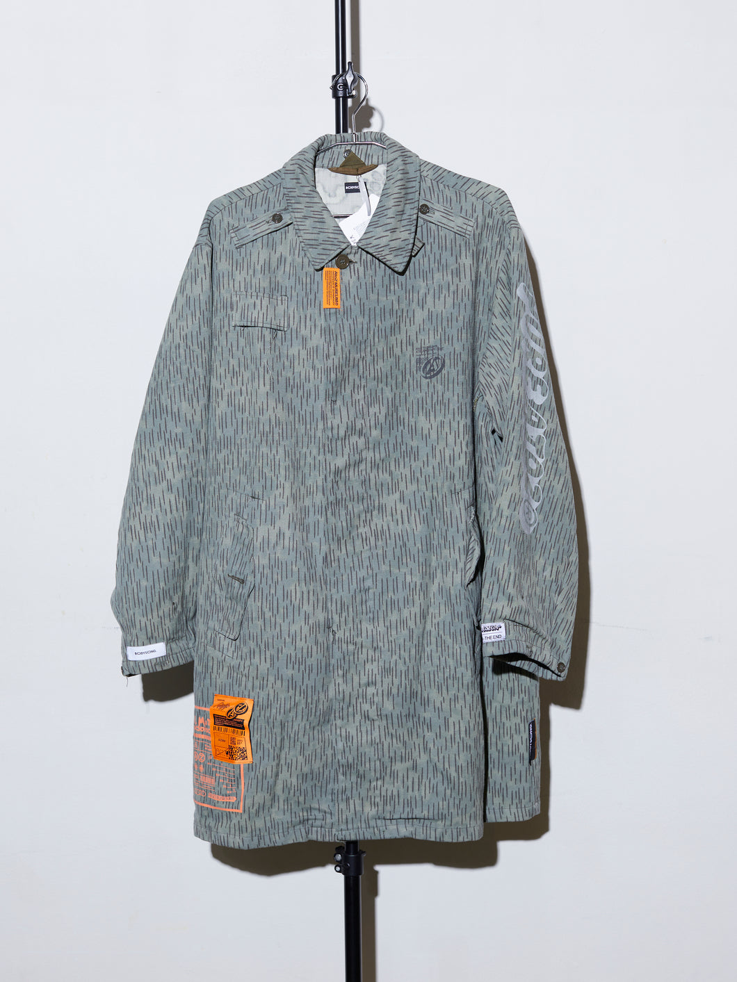 【SOLD OUT】A2Z™ x bodysong. ATELIER STAFF COAT RAIN CAMO (MILITARY)